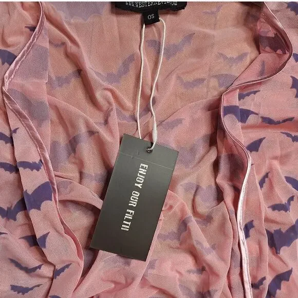 Western Evil NEW pastel goth Dracula boudoir feathered robe widow robe bat print - Picture 4 of 7